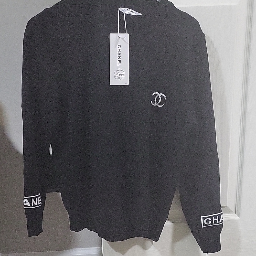 CHANEL Men's Black Crewneck Sweater